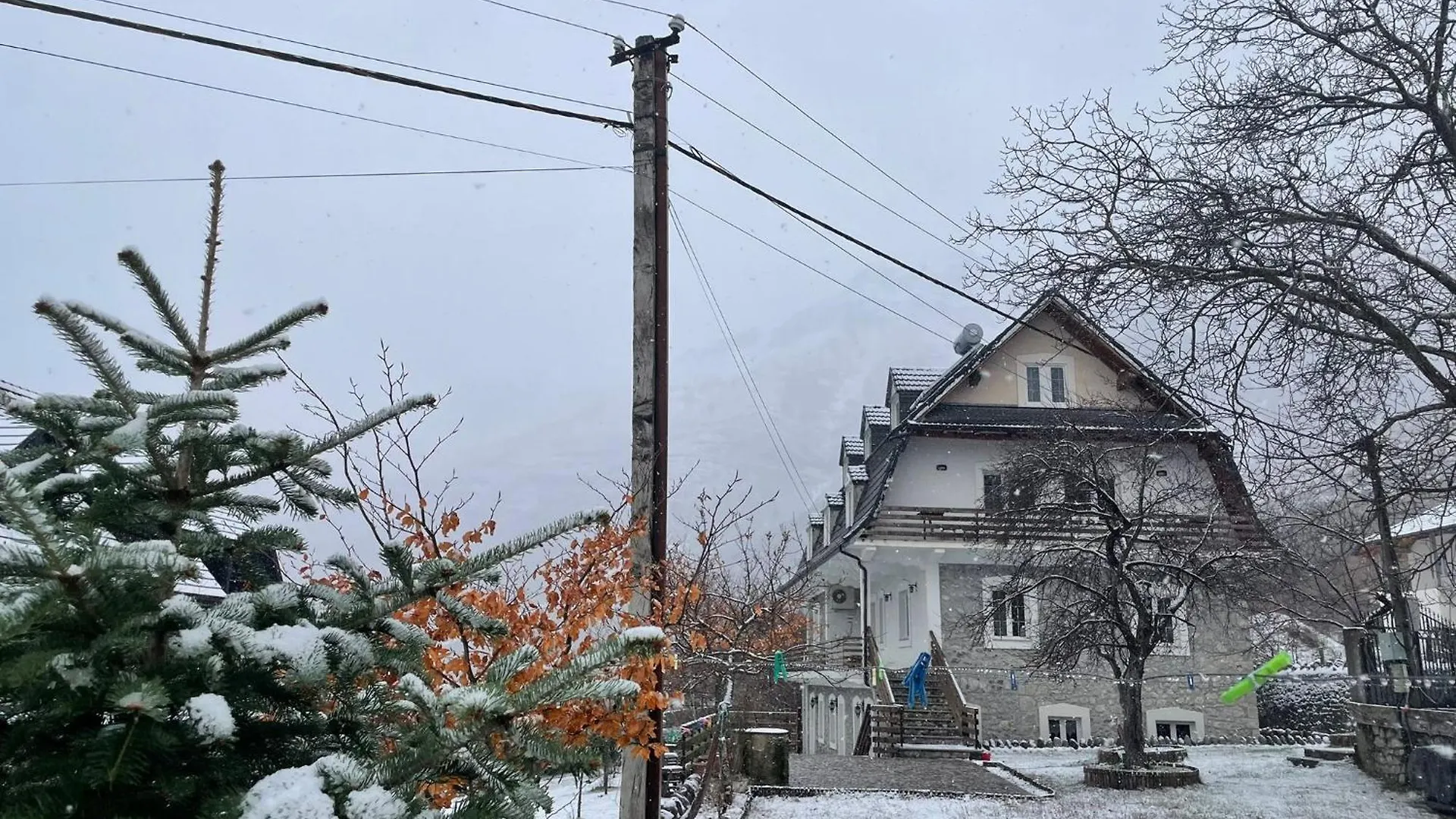 Boga Alpine Resort 0*, Boge