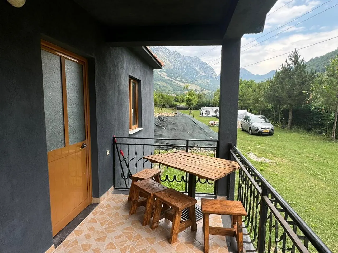 Boga Alpine Resort Boge
