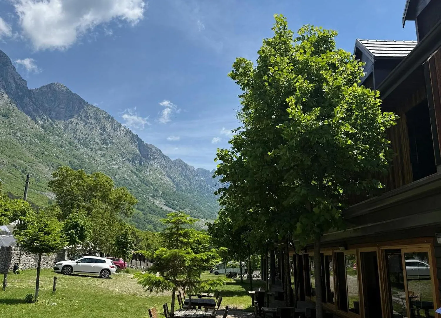 Boga Alpine Resort Maison d'hôtes